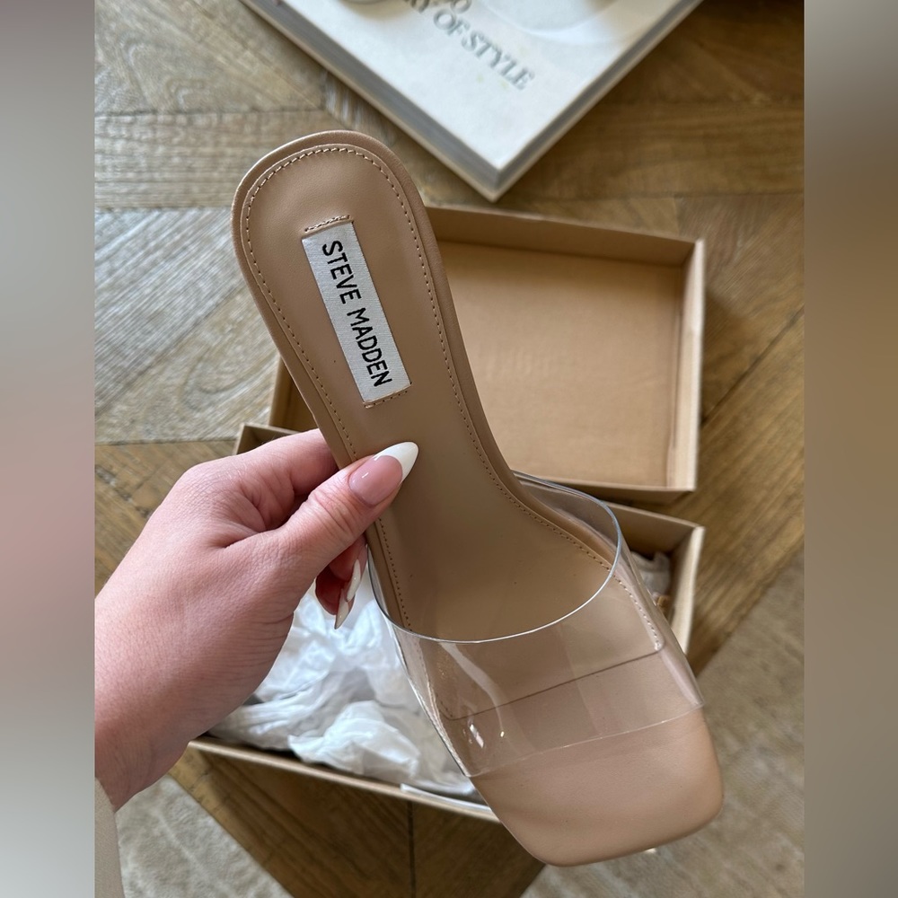 Brand new Steve Madden high heel shoes, never worn size 10